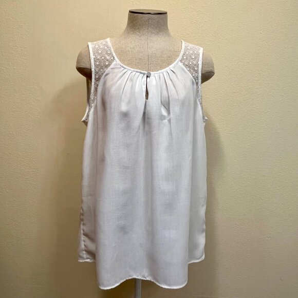 GAP White Crochet Sleeveless Keyhole Tunic Tank Top Size Large - Picture 1 of 9